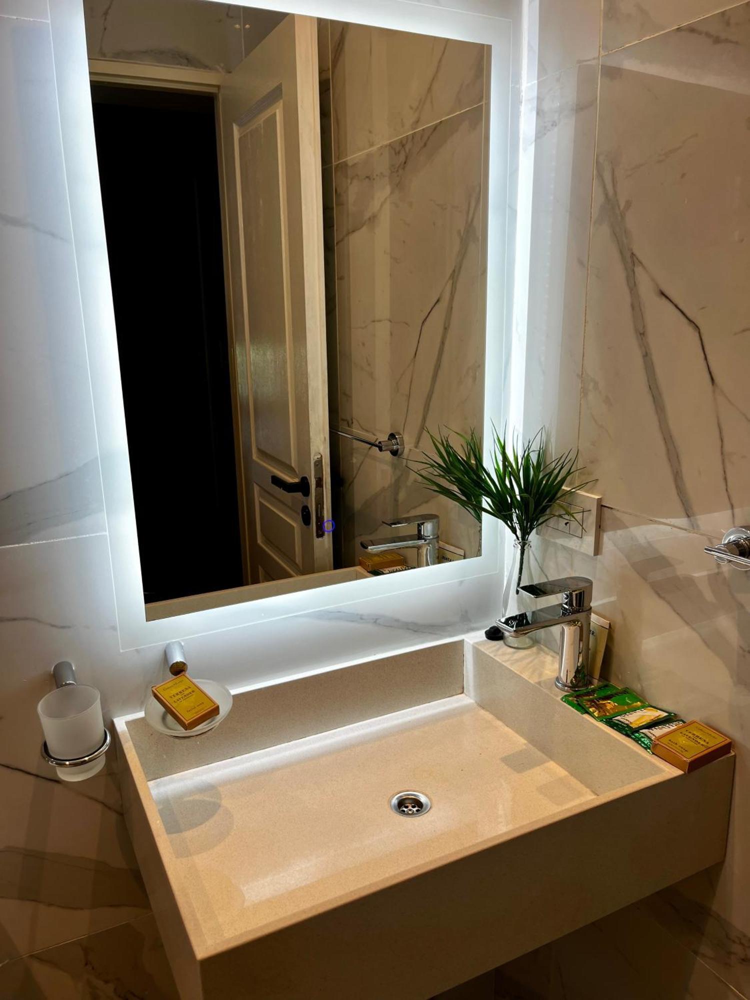 Excelente Departamento Moderno A Metros De La Costanera Con Cochera Opcional Apartment
