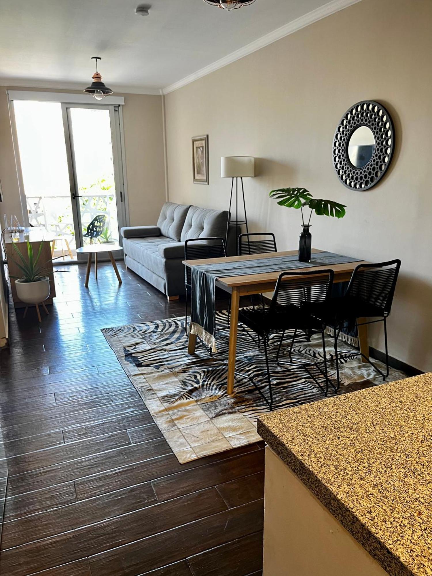 Excelente Departamento Moderno A Metros De La Costanera Con Cochera Opcional *
